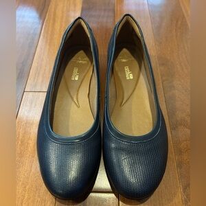 Clarks Navy Textured Leather Ballet Flats